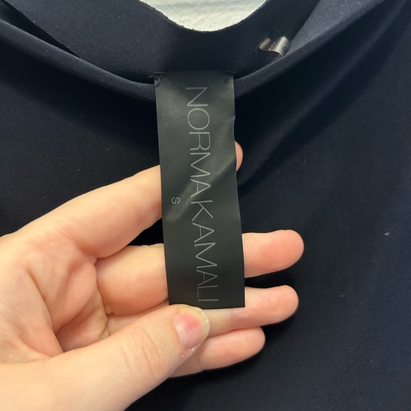 Norma Kamali drop shoulder dress - Picture 3 of 6